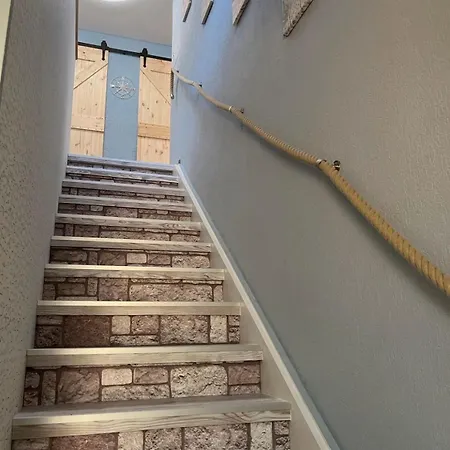 Dreilaendereck-ferienwohnung In شقة